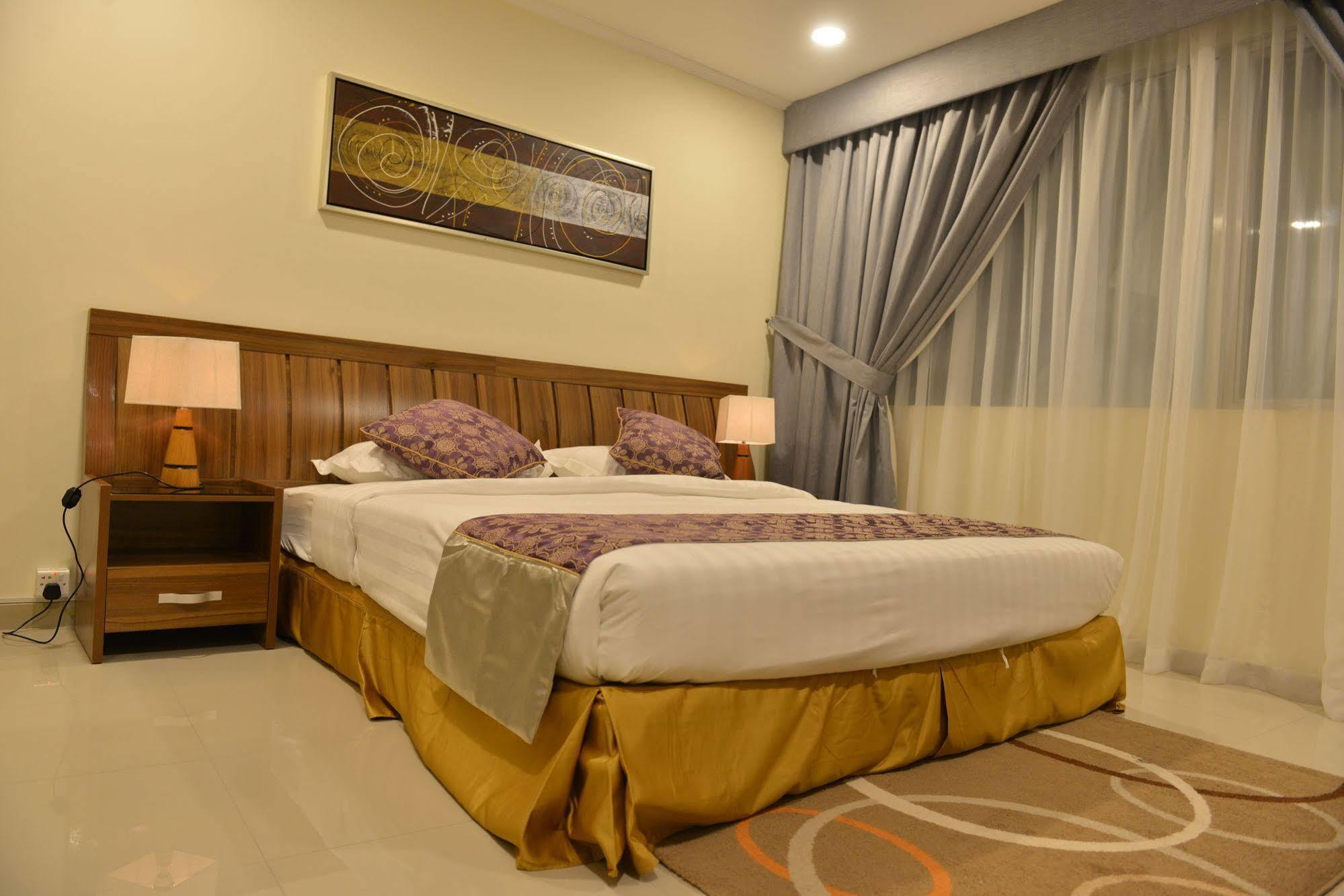 The First Tower Hotel Al Al Jubail Eksteriør billede